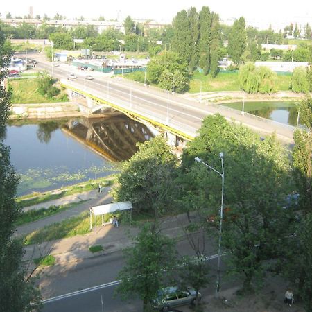 Apartment On Livoberezna Metro Station Kiew Exterior foto